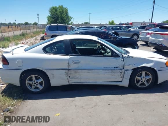 ✅ 2000 Pontiac Grand Am GT • VIN: 1G2NW12E2YM824772 • Lot: 42714763. Listed on IAAI with 120,858 mi. Free auction sales archive from the USA and detailed vehicle history report at DreamBid. Image 13.