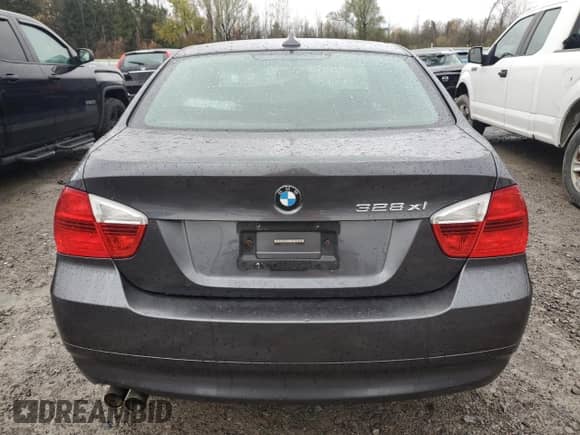 2007 BMW 3 Series 328xi с VIN WBAVC93517KX56490, выставлен на аукционе Copart как лот 90311655 с пробегом 163 908 миль миль и Списание • Salvage title. История ставок и продаж доступна на DreamBid. Изображение 6.