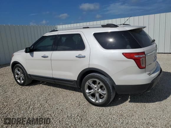 ✅ 2015 Ford Explorer Limited • VIN: 1FM5K7F90FGB22741 • Lot: 71191114. Wystawiony na Copart z przebiegiem 67 791 mil. Bezpłatny archiwum sprzedaży aukcyjnych z USA i szczegółowy raport historii pojazdu na DreamBid. Zdjęcie 2.