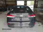 2018 Hyundai Sonata SE с VIN 5NPE24AF6JH654189, выставлен на аукционе IAAI как лот 43346403 с пробегом 124 806 миль миль и . История ставок и продаж доступна на DreamBid. Изображение 17.