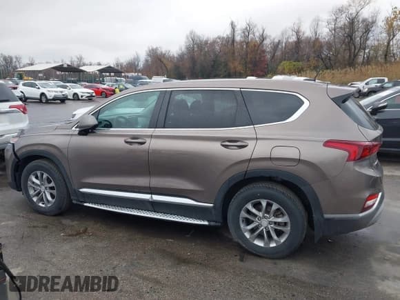 ✅ 2020 Hyundai Santa Fe SE • VIN: 5NMS2CAD2LH182441 • Lot: 43689441. Wystawiony na IAAI z przebiegiem 53 956 mil. Bezpłatny archiwum sprzedaży aukcyjnych z USA i szczegółowy raport historii pojazdu na DreamBid. Zdjęcie 14.