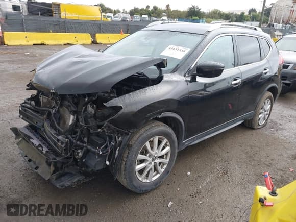 ✅ 2019 Nissan Rogue SV • VIN: KNMAT2MV7KP535706 • Lot: 43431538. Wystawiony na IAAI z przebiegiem 153 935 mil. Bezpłatny archiwum sprzedaży aukcyjnych z USA i szczegółowy raport historii pojazdu na DreamBid. Zdjęcie 2.