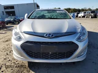 ✅ 2015 Hyundai Sonata • VIN: KMHEC4A40FA125553 • Лот: 86457185. Опубликован ранее на Copart с пробегом 135 381 миль. Бесплатный доступ к архиву аукционных продаж из США и подробный отчёт об истории автомобиля на DreamBid. Изображение 5.