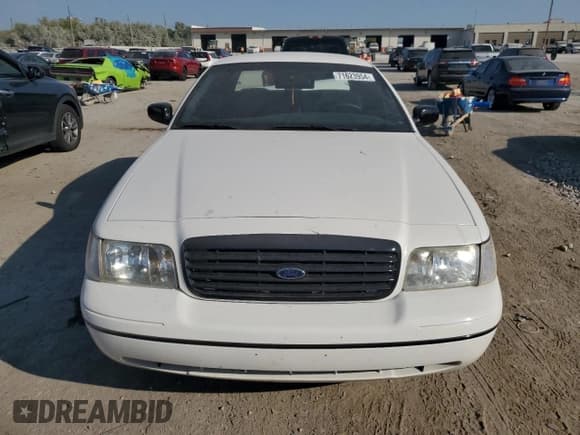 ✅ 1999 Ford Crown Victoria Police • VIN: 2FAFP71W7XX156457 • Lot: 71623954. Wystawiony na Copart z przebiegiem 123 313 mil. Bezpłatny archiwum sprzedaży aukcyjnych z USA i szczegółowy raport historii pojazdu na DreamBid. Zdjęcie 5.