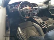 ✅ 2010 Audi A5 Prestige • VIN: WAUWKAFRXAA068850 • Lot: 83191124. Wystawiony na Copart z przebiegiem 111 445 mil. Bezpłatny archiwum sprzedaży aukcyjnych z USA i szczegółowy raport historii pojazdu na DreamBid. Zdjęcie 8.