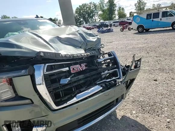 ✅ 2023 GMC Yukon SLT • VIN: 1GKS2BKD8PR293204 • Lot: 71170565. Listed on Copart with Not provided. Free auction sales archive from the USA and detailed vehicle history report at DreamBid. Image 14.