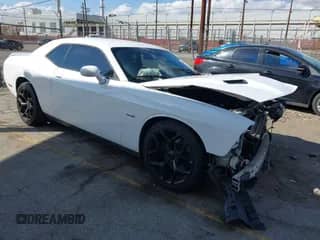 2016 Dodge Challenger R/T Plus z VIN 2C3CDZBT6GH311763, wystawiony jako IAAI lot #43358326 z przebiegiem 98 179 mil mil oraz . Historia ofert i sprzedaży dostępna na DreamBid. Obrazek 1.