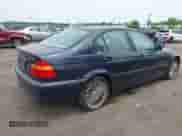 2003 BMW 3 Series 325xi с VIN WBAEU33423PM52020, выставлен на аукционе IAAI как лот 42488216 с пробегом 82 698 миль миль и . История ставок и продаж доступна на DreamBid. Изображение 4.