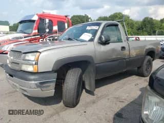 2003 Chevrolet Silverado 1500 LS z VIN 1GCEK14T23Z240175, wystawiony jako Copart lot #67337714 z przebiegiem Nie podano mil oraz Czysty tytuł • Clean title. Historia ofert i sprzedaży dostępna na DreamBid. Obrazek 1.