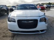 ✅ 2016 Chrysler 300 S • VIN: 2C3CCABT6GH117917 • Lot: 85517084. Listed on Copart with 122,838 mi. Free auction sales archive from the USA and detailed vehicle history report at DreamBid. Image 5.