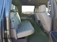 ✅ 2020 Chevrolet Silverado 1500 LTZ • VIN: 3GCUYGET4LG420916 • Lot: 96723605. Wystawiony na Copart z przebiegiem 72 517 mil. Bezpłatny archiwum sprzedaży aukcyjnych z USA i szczegółowy raport historii pojazdu na DreamBid. Zdjęcie 10.