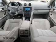 ✅ 2008 Mercedes-Benz M 320 CDI • VIN: 4JGBB22E88A335502 • Lot: 55051945. Wystawiony na Copart z przebiegiem 154 223 mil. Bezpłatny archiwum sprzedaży aukcyjnych z USA i szczegółowy raport historii pojazdu na DreamBid. Zdjęcie 8.