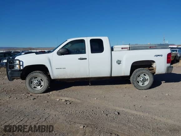✅ 2013 Chevrolet Silverado 2500HD Work Truck • VIN: 1GC2KVCG8DZ345240 • Lot: 38599201. Wystawiony na IAAI z przebiegiem 198 487 mil. Bezpłatny archiwum sprzedaży aukcyjnych z USA i szczegółowy raport historii pojazdu na DreamBid. Zdjęcie 14.