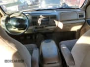 ✅ 1999 Ford F-250 XL • VIN: 1FTNW21S6XEA92910 • Lot: 44164795. Listed on Copart with 289,887 mi. Free auction sales archive from the USA and detailed vehicle history report at DreamBid. Image 8.