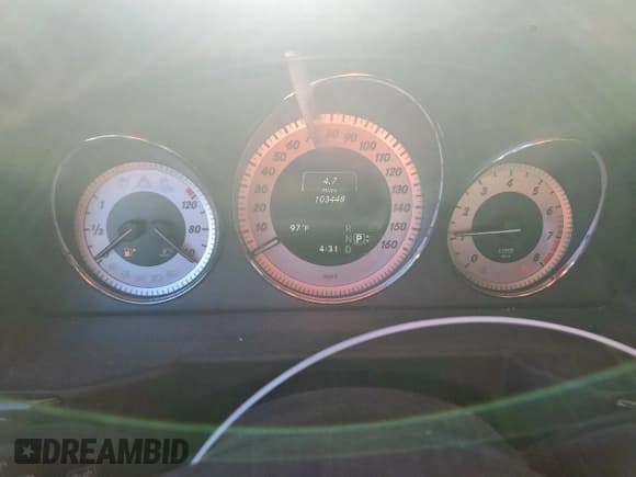 ✅ 2015 Mercedes-Benz GLK 350 • VIN: WDCGG5HBXFG431629 • Лот: 86271105. Опубликован ранее на Copart с пробегом 103 448 миль. Бесплатный доступ к архиву аукционных продаж из США и подробный отчёт об истории автомобиля на DreamBid. Изображение 9.