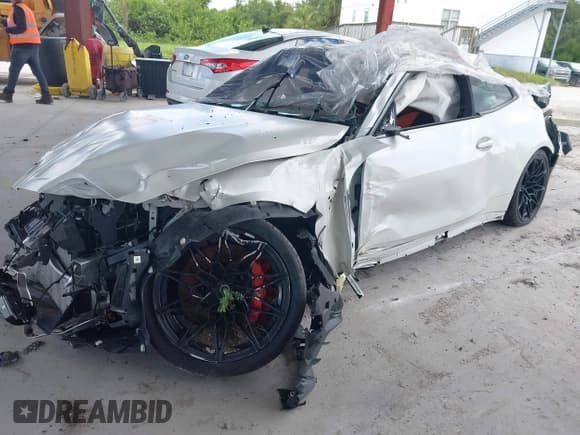 ✅ 2024 BMW M4 Competition xDrive • VIN: WBS43AZ07RCS05336 • Lot: 42761305. Listed on IAAI with Not provided. Free auction sales archive from the USA and detailed vehicle history report at DreamBid. Image 2.