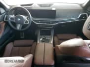 ✅ 2024 BMW X5 sDrive40i • VIN: 5UX13EU06R9V57795 • Lot: 67569705. Listed on Copart with 991 mi. Free auction sales archive from the USA and detailed vehicle history report at DreamBid. Image 8.