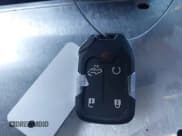 ✅ 2020 Chevrolet Silverado 1500 LT Trail Boss • VIN: 1GCPYFED8LZ117914 • Lot: 43580581. Wystawiony na IAAI z przebiegiem 111 118 mil. Bezpłatny archiwum sprzedaży aukcyjnych z USA i szczegółowy raport historii pojazdu na DreamBid. Zdjęcie 11.