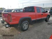 ✅ 2000 Chevrolet Silverado 1500 • VIN: 2GCEC19V0Y1355896 • Лот: 70247404. Опубликован ранее на Copart с пробегом 272 956 миль. Бесплатный доступ к архиву аукционных продаж из США и подробный отчёт об истории автомобиля на DreamBid. Изображение 3.