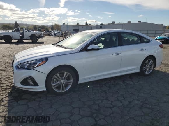 ✅ 2019 Hyundai Sonata Limited • VIN: 5NPE34AF3KH764227 • Lot: 91516365. Listed on Copart with 45,296 mi. Free auction sales archive from the USA and detailed vehicle history report at DreamBid. Image 1.