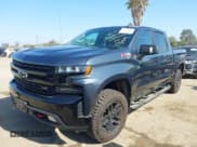 ✅ 2019 Chevrolet Silverado 1500 LT Trail Boss • VIN: 1GCPYFED9KZ332149 • Lot: 42720046. Wystawiony na IAAI z przebiegiem 89 370 mil. Bezpłatny archiwum sprzedaży aukcyjnych z USA i szczegółowy raport historii pojazdu na DreamBid. Zdjęcie 17.