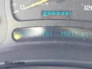 ✅ 2005 Chevrolet Silverado 2500HD • VIN: 1GCHK23215F911562 • Lot: 43222584. Listed on IAAI with 75,817 mi. Free auction sales archive from the USA and detailed vehicle history report at DreamBid. Image 15.