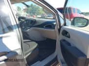 ✅ 2020 Chrysler Voyager L • VIN: 2C4RC1AG3LR210134 • Lot: 43590463. Listed on IAAI with 41,312 mi. Free auction sales archive from the USA and detailed vehicle history report at DreamBid. Image 5.