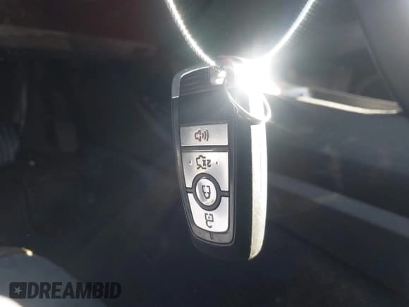 ✅ 2017 Ford Fusion SE • VIN: 3FA6P0HD4HR183563 • Лот: 43845770. Опубликован ранее на IAAI с пробегом 132 625 миль. Бесплатный доступ к архиву аукционных продаж из США и подробный отчёт об истории автомобиля на DreamBid. Изображение 11.