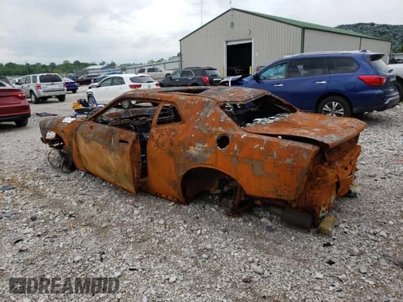 ✅ 2022 Dodge Challenger SRT Hellcat Redeye Widebody • VIN: 2C3CDZL99NH237044 • Lot: 53989174. Wystawiony na Copart z przebiegiem Nie podano. Bezpłatny archiwum sprzedaży aukcyjnych z USA i szczegółowy raport historii pojazdu na DreamBid. Zdjęcie 2.