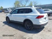 ✅ 2023 Volkswagen Tiguan SE • VIN: 3VVMB7AX4PM128427 • Lot: 42054477. Listed on IAAI with 29,731 mi. Free auction sales archive from the USA and detailed vehicle history report at DreamBid. Image 3.