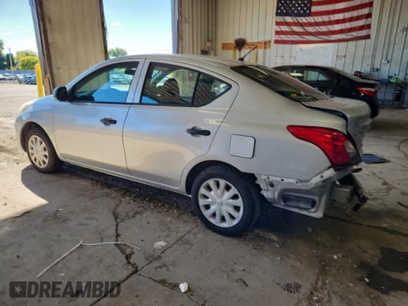 ✅ 2013 Nissan Versa SL • VIN: 3N1CN7AP9DL822343 • Лот: 85860505. Опубликован ранее на Copart с пробегом 147 452 миль. Бесплатный доступ к архиву аукционных продаж из США и подробный отчёт об истории автомобиля на DreamBid. Изображение 2.