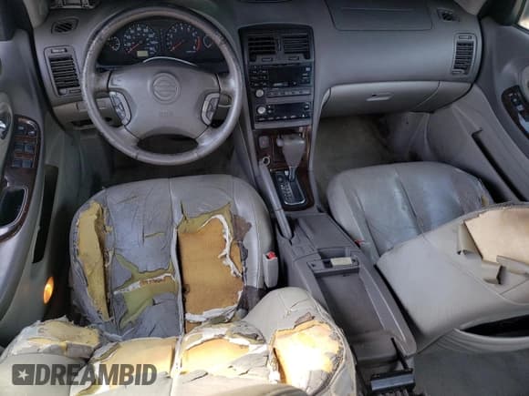 ✅ 2001 Nissan Maxima GXE • VIN: JN1CA31D21T832942 • Лот: 78465584. Опубликован ранее на Copart с пробегом 248 925 миль. Бесплатный доступ к архиву аукционных продаж из США и подробный отчёт об истории автомобиля на DreamBid. Изображение 8.