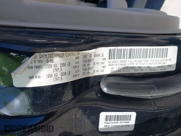 ✅ 2006 Jeep Commander Limited • VIN: 1J8HG58N26C338821 • Lot: 43420430. Wystawiony na IAAI z przebiegiem 224 054 mil. Bezpłatny archiwum sprzedaży aukcyjnych z USA i szczegółowy raport historii pojazdu na DreamBid. Zdjęcie 9.