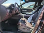 ✅ 2022 Genesis GV70 2.5T • VIN: KMUMADTB1NU066265 • Lot: 63452265. Wystawiony na Copart z przebiegiem 15 284 mil. Bezpłatny archiwum sprzedaży aukcyjnych z USA i szczegółowy raport historii pojazdu na DreamBid. Zdjęcie 7.