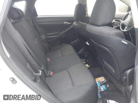 ✅ 2010 Pontiac Vibe • VIN: 5Y2SM6E04AZ409348 • Lot: 43600489. Listed on IAAI with 154,936 mi. Free auction sales archive from the USA and detailed vehicle history report at DreamBid. Image 8.