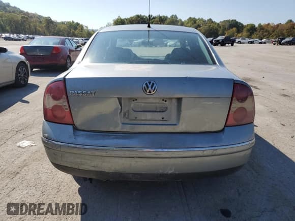 ✅ 2004 Volkswagen Passat GLS • VIN: WVWPD63B14E181489 • Lot: 81435305. Listed on Copart with 193,036 mi. Free auction sales archive from the USA and detailed vehicle history report at DreamBid. Image 6.