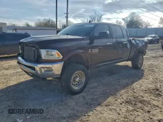 ✅ 2013 Ram 2500 Laramie • VIN: 3C6UR5NL0DG513572 • Lot: 95294495. Wystawiony na Copart z przebiegiem 276 428 mil. Bezpłatny archiwum sprzedaży aukcyjnych z USA i szczegółowy raport historii pojazdu na DreamBid. Zdjęcie 1.