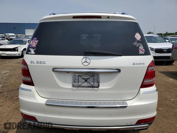 ✅ 2011 Mercedes-Benz GL 550 • VIN: 4JGBF8GE8BA648699 • Lot: 60264045. Listed on Copart with 214,955 mi. Free auction sales archive from the USA and detailed vehicle history report at DreamBid. Image 6.