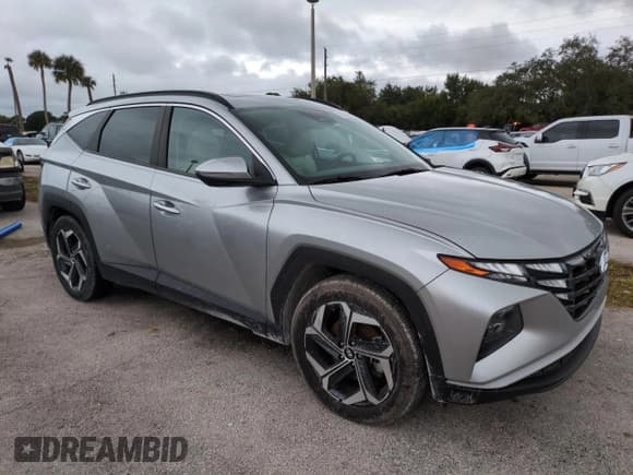 ✅ 2022 Hyundai Tucson SEL • VIN: 5NMJF3AE2NH045334 • Lot: 74606594. Wystawiony na Copart z przebiegiem Nie podano. Bezpłatny archiwum sprzedaży aukcyjnych z USA i szczegółowy raport historii pojazdu na DreamBid. Zdjęcie 4.