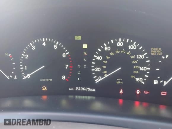 ✅ 1996 Lexus LS 400 • VIN: JT8BH22F5T0047509 • Lot: 41255607. Listed on IAAI with 230,629 mi. Free auction sales archive from the USA and detailed vehicle history report at DreamBid. Image 7.