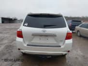 ✅ 2010 Toyota Highlander Limited • VIN: 5TDDK3EH7AS018778 • Лот: 43772370. Опубликован ранее на IAAI с пробегом 111 103 миль. Бесплатный доступ к архиву аукционных продаж из США и подробный отчёт об истории автомобиля на DreamBid. Изображение 16.