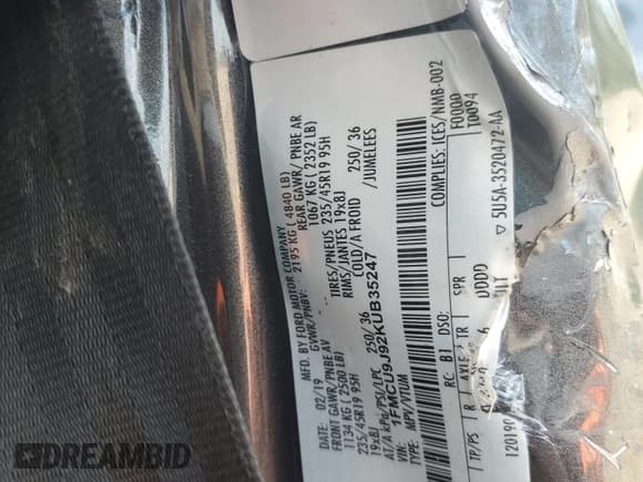 ✅ 2019 Ford Escape Titanium • VIN: 1FMCU9J92KUB35247 • Lot: 66682035. Listed on Copart with 54,569 mi. Free auction sales archive from the USA and detailed vehicle history report at DreamBid. Image 14.