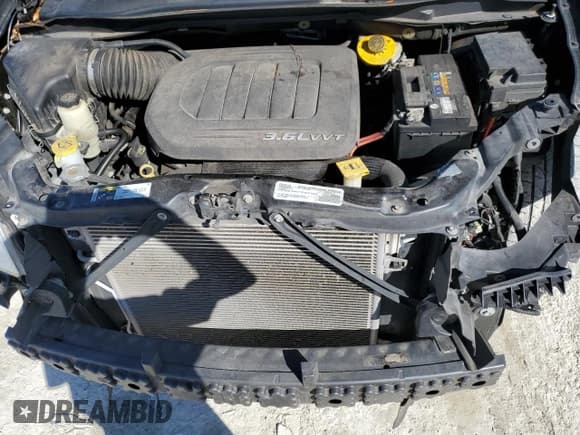 ✅ 2017 Dodge Grand Caravan SXT • VIN: 2C4RDGCG1HR674656 • Lot: 89889795. Listed on Copart with 161,438 mi. Free auction sales archive from the USA and detailed vehicle history report at DreamBid. Image 12.