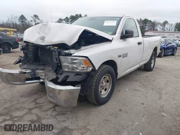 2016 Ram 1500 Tradesman с VIN 3C6JR6DT2GG261791, выставлен на аукционе IAAI как лот 41475013 с пробегом 100 013 миль миль и . История ставок и продаж доступна на DreamBid. Изображение 2.