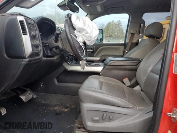 ✅ 2019 Chevrolet Silverado 2500HD LTZ • VIN: 1GC1KTEG7KF212920 • Lot: 85594154. Wystawiony na Copart z przebiegiem 111 050 mil. Bezpłatny archiwum sprzedaży aukcyjnych z USA i szczegółowy raport historii pojazdu na DreamBid. Zdjęcie 7.