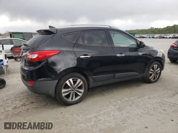 2015 Hyundai Tucson SE z VIN KM8JU3AG0FU025970, wystawiony jako Copart lot #50872954 z przebiegiem 194 132 mil mil oraz . Historia ofert i sprzedaży dostępna na DreamBid. Obrazek 3.