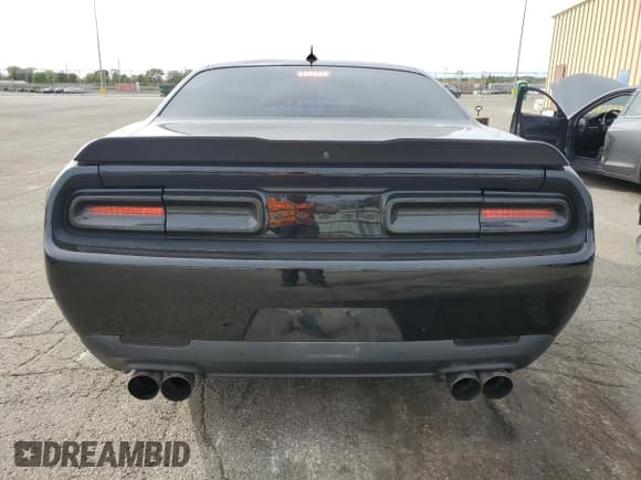 ✅ 2020 Dodge Challenger R/T • VIN: 2C3CDZBT0LH176824 • Lot: 87258235. Listed on Copart with 48,878 mi. Free auction sales archive from the USA and detailed vehicle history report at DreamBid. Image 6.