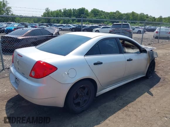 ✅ 2010 Pontiac G6 1SB • VIN: 1G2ZA5E09A4166011 • Lot: 42384156. Wystawiony na IAAI z przebiegiem Nie podano. Bezpłatny archiwum sprzedaży aukcyjnych z USA i szczegółowy raport historii pojazdu na DreamBid. Zdjęcie 4.