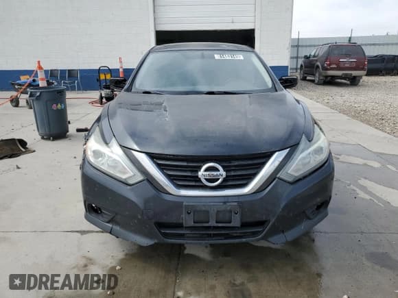 ✅ 2017 Nissan Altima SV • VIN: 1N4AL3AP8HC270649 • Lot: 81483145. Listed on Copart with 187,077 mi. Free auction sales archive from the USA and detailed vehicle history report at DreamBid. Image 5.