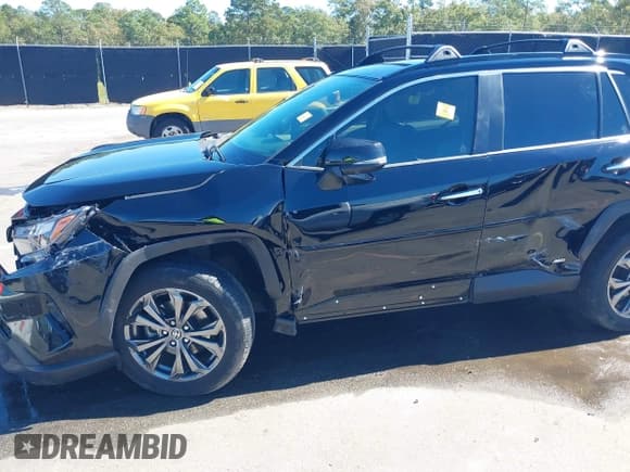 ✅ 2024 Toyota RAV4 Hybrid Limited • VIN: JTMD6RFV0RD148274 • Lot: 43445849. Listed on IAAI with 21,787 mi. Free auction sales archive from the USA and detailed vehicle history report at DreamBid. Image 6.